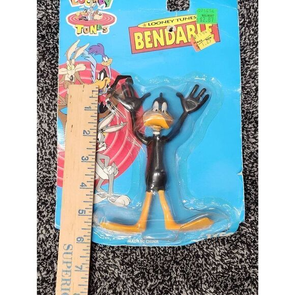 DAFFY DUCK (Warner Brothers) bendy #A90 - Picture 9 of 9